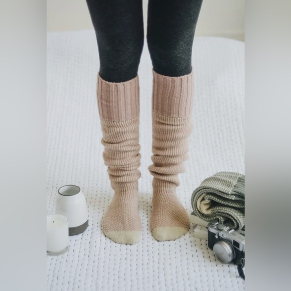 FREE 📦 #209. Two-Tone Lounge Socks - Picture 6 of 9